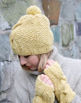 Warm Winter Hat With Fingerless Gloves